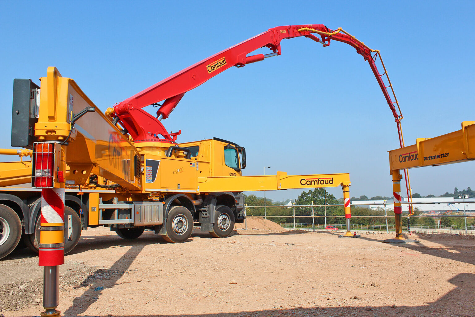 Mobile Concrete Pumps: Putzmeister, Schwing & Camoli